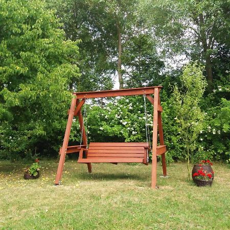 Agroturystyka I Domki Zacisze Jaroslawiec Ngoại thất bức ảnh